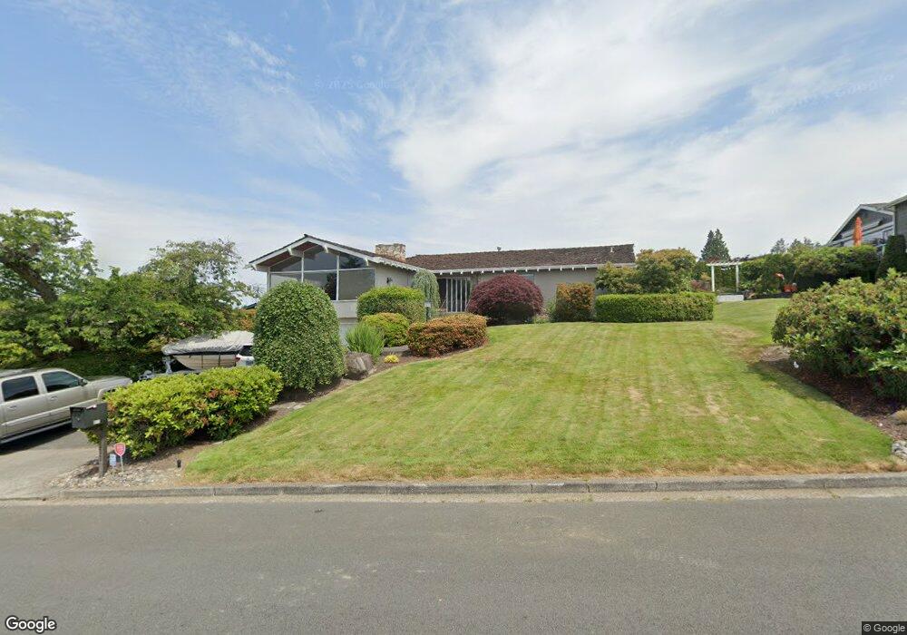 811 Northstream Ln, Edmonds, WA 98020 - photo 1