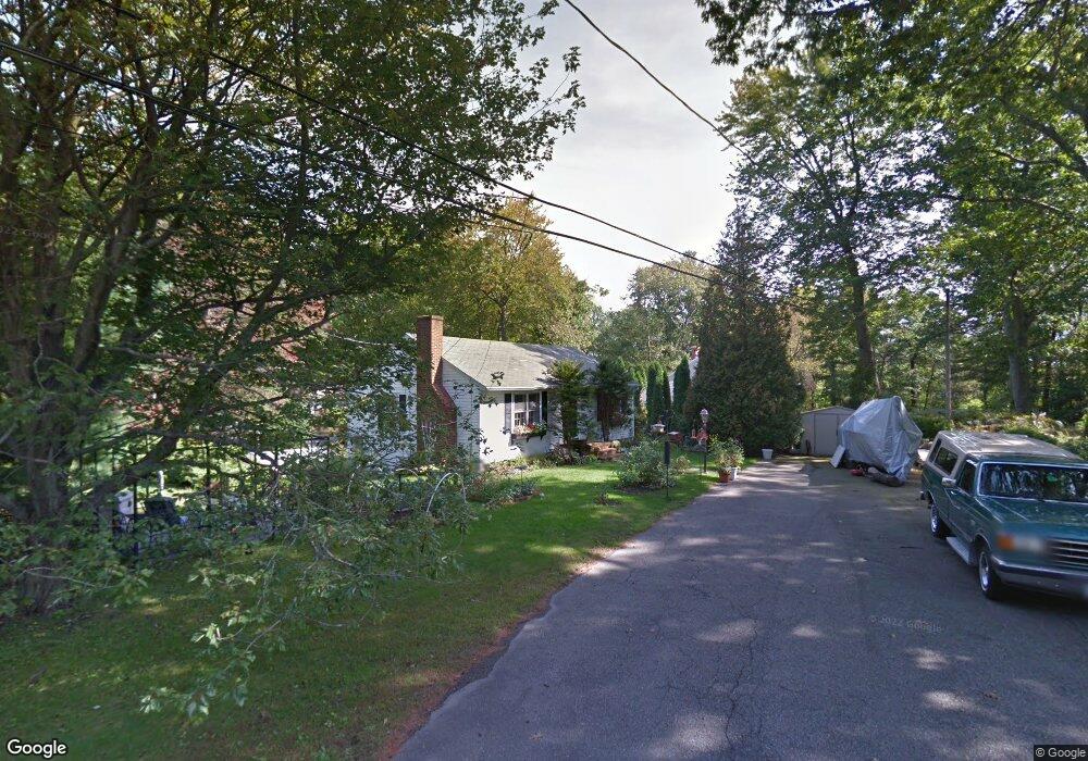 45 Cliff Rd, Portsmouth, NH 03801 - photo 1