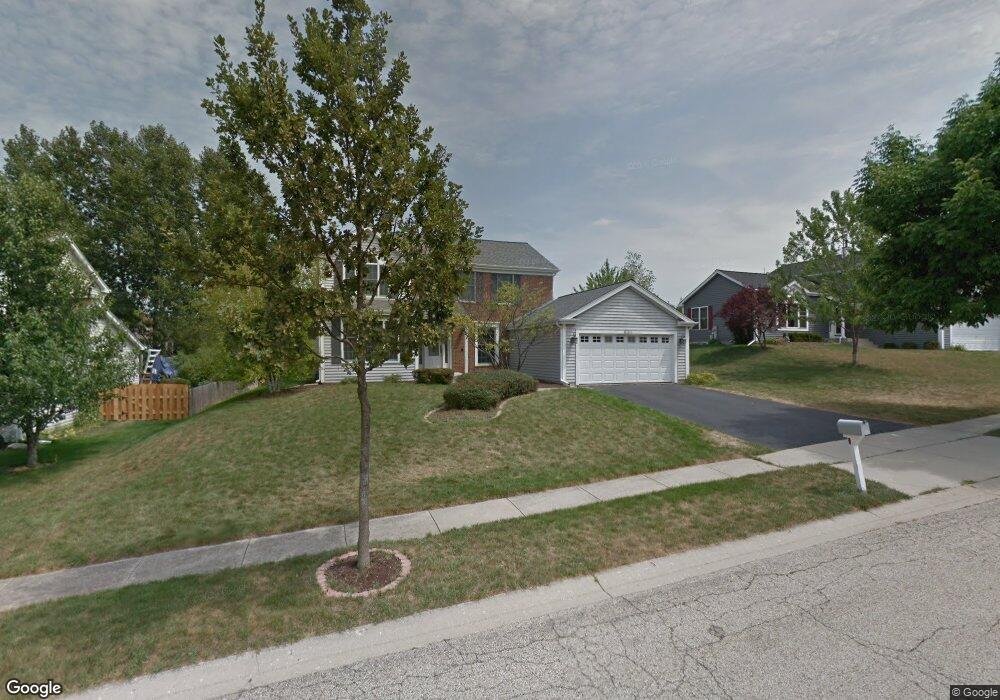 621 Chatham Cir, Algonquin, IL 60102 - photo 1