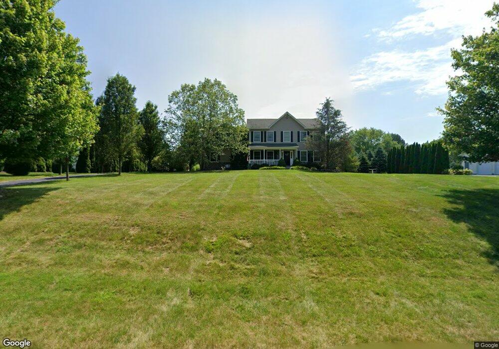 129 Redstone Dr, Nazareth, PA 18064 - photo 1