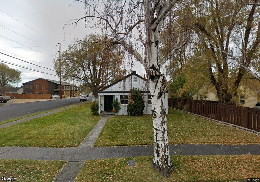 657 SW 14th St, Redmond, OR 97756 - photo 1