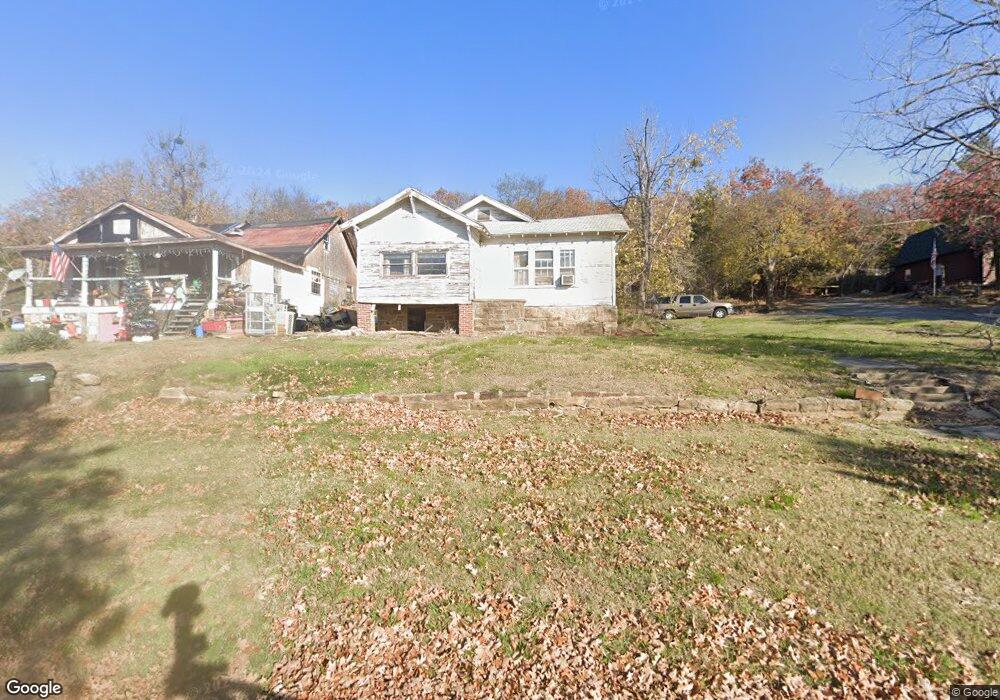 602 W Bluff St, Henryetta, OK 74437 - photo 1
