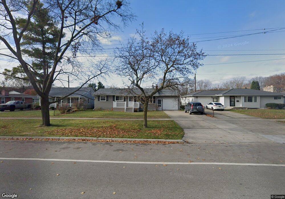 3541 10th Ave, Port Huron, MI 48060 - photo 1