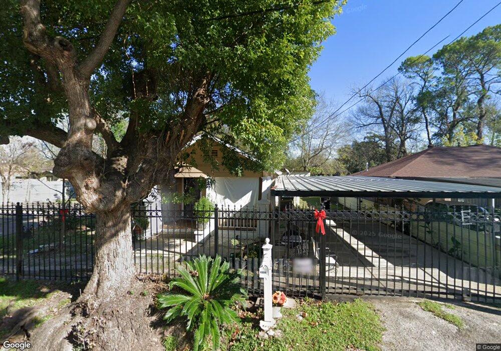 4206 Falls St, Houston, TX 77026 - photo 1