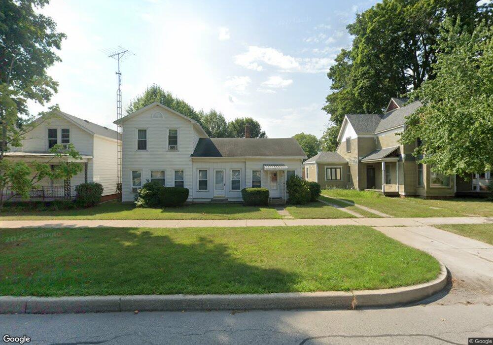 116 W Michigan St, New Carlisle, IN 46552 - photo 1