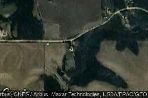 14095 226th St, Zwingle, IA 52079