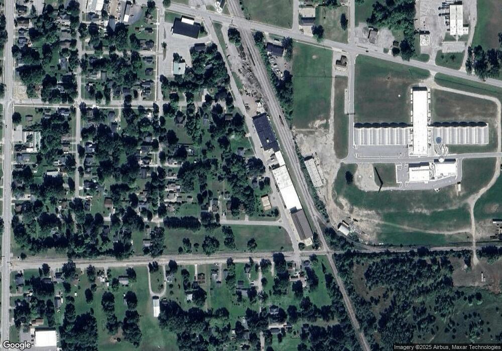 236 S Sherman St, Vassar, MI 48768 - photo 1