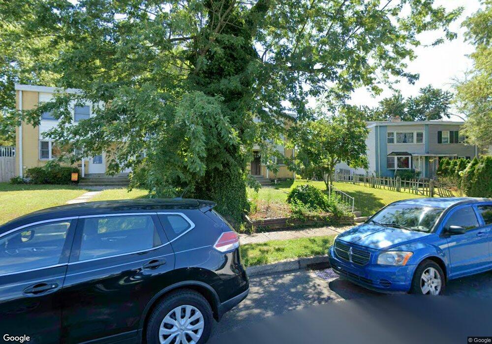 828 Wedgewood Dr, Lansdale, PA 19446 - photo 1