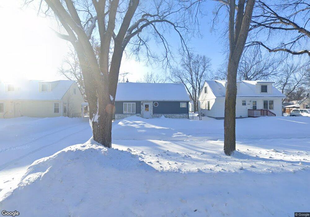 1718 6th Ave S, Fargo, ND 58103 - photo 1