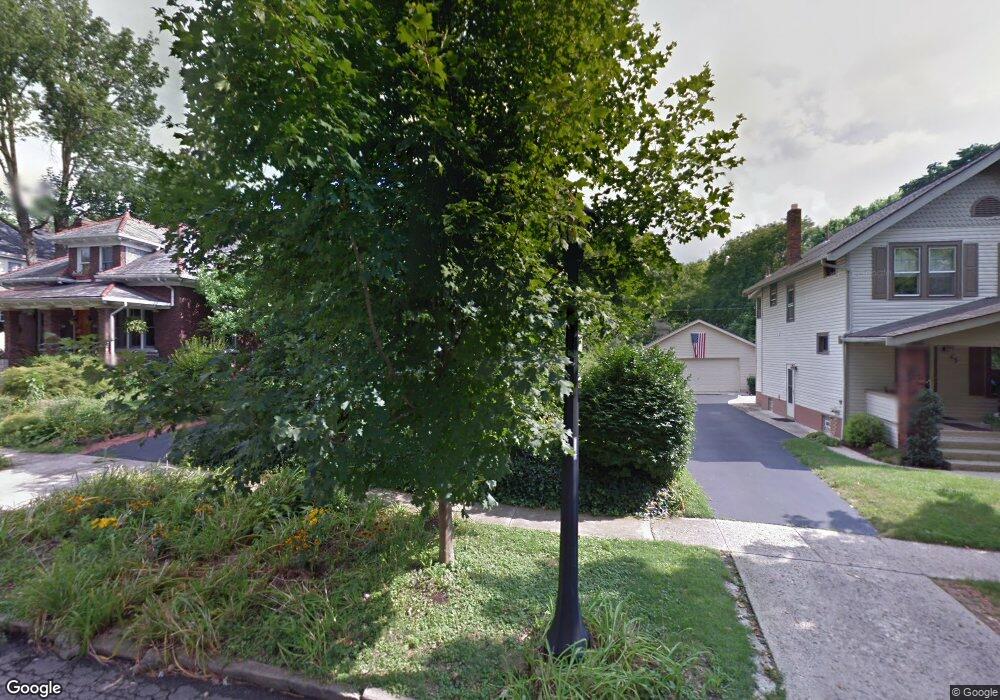 71 Glencoe Rd, Columbus, OH 43214 - photo 1