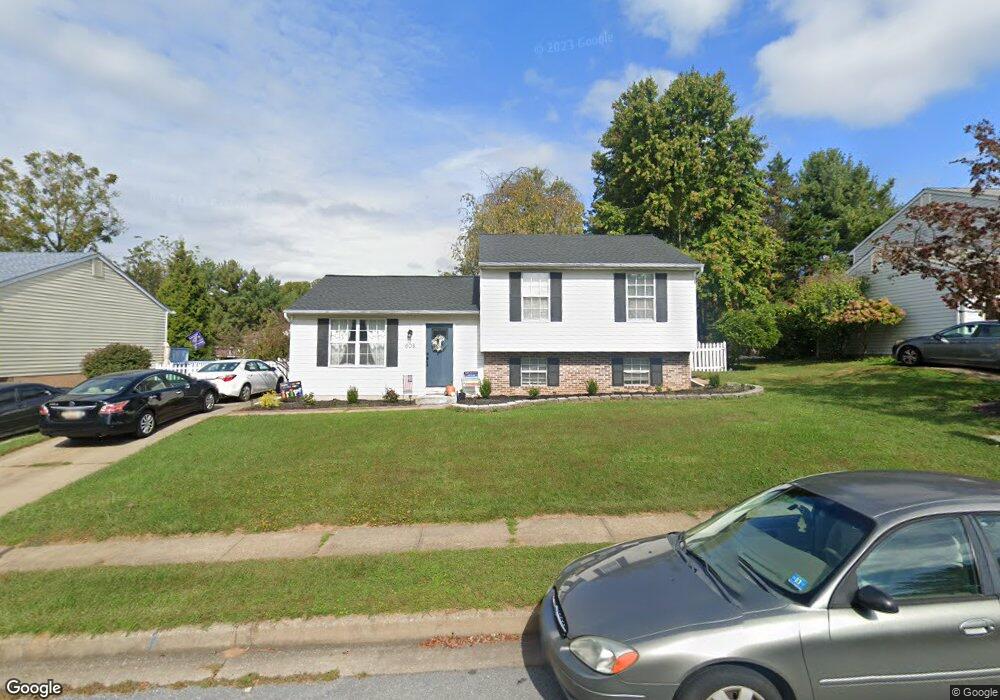 608 Bond Ave, Reisterstown, MD 21136 - photo 1