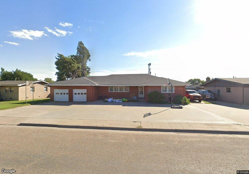 104 Chelsea Ave, Dumas, TX 79029 - photo 1