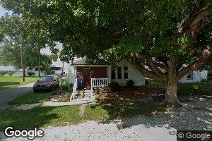 102 W 8th St, Matthews, IN 46957