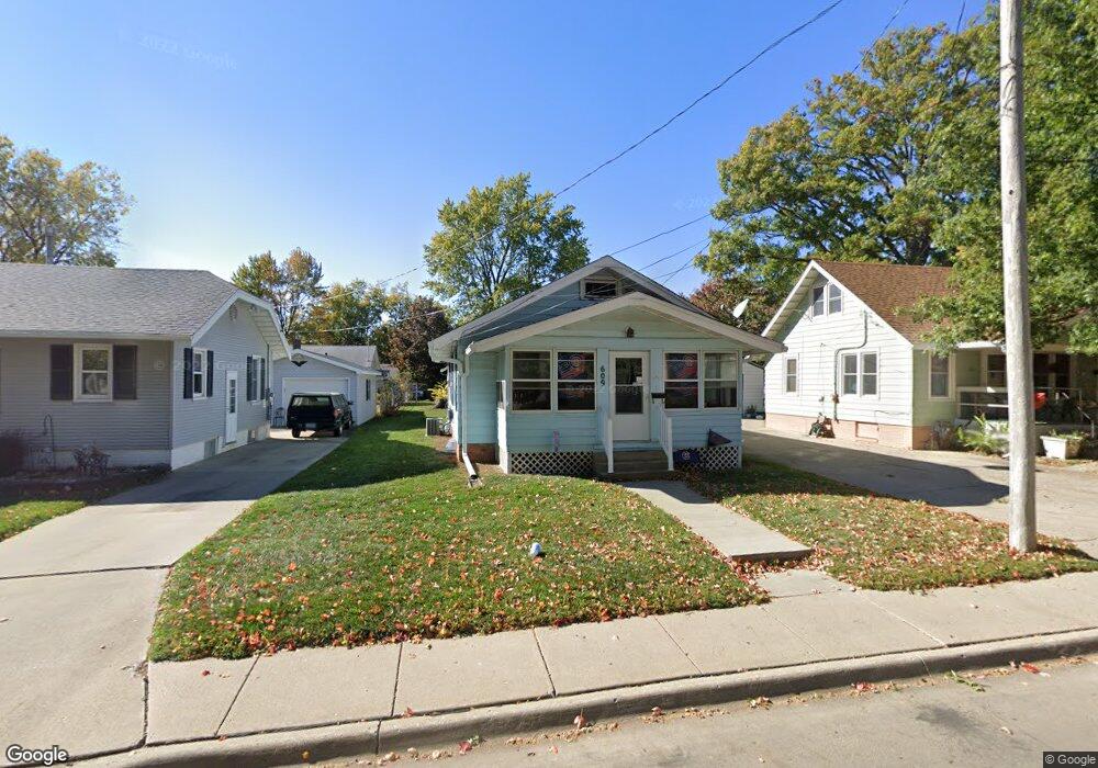 609 E 8th St N, Newton, IA 50208 - photo 1