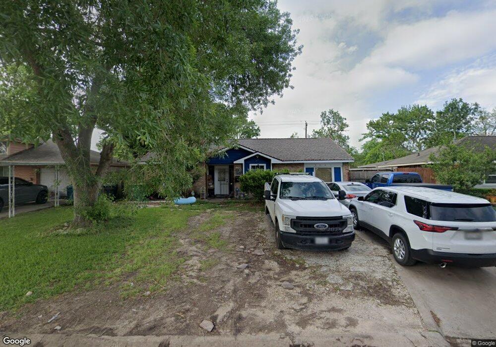 5821 Mackinaw St, Houston, TX 77053 - photo 1