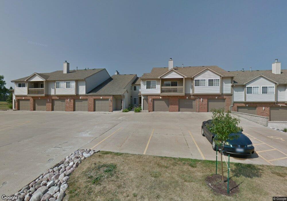 4579 N Thornhill Dr unit 204B, Peoria, IL 61615 - photo 1