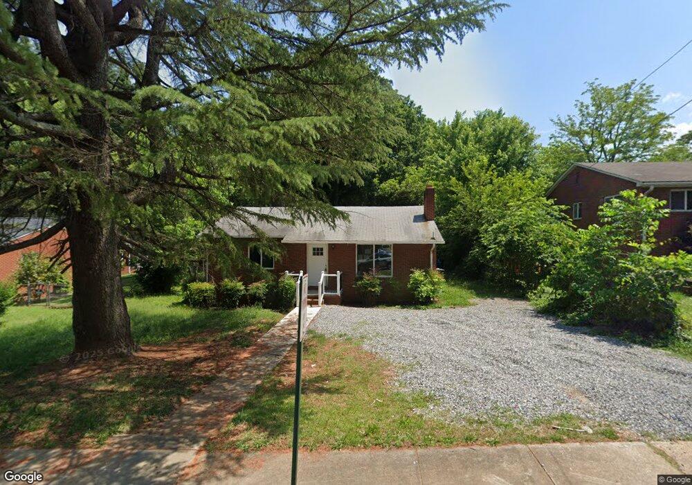 310 Brevard St, Statesville, NC 28677 - photo 1