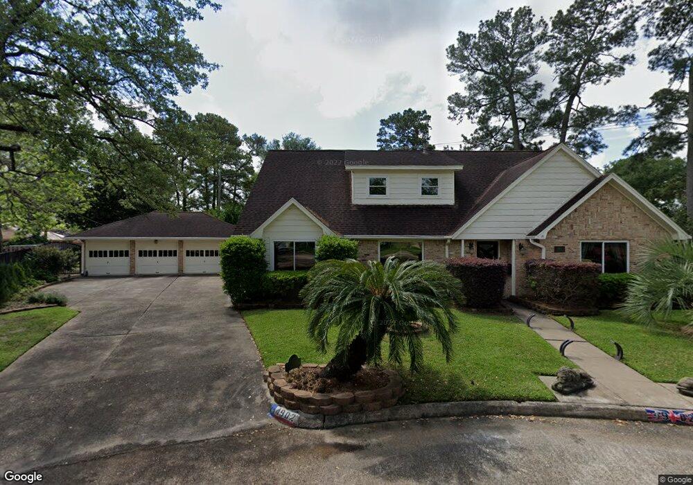 4902 Candlecrest Dr, Houston, TX 77018 - photo 1