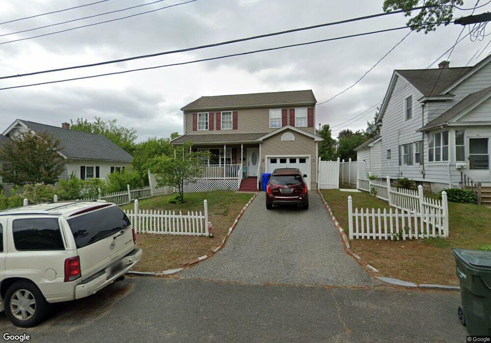 54 Agnes St, Springfield, MA 01118 - photo 1