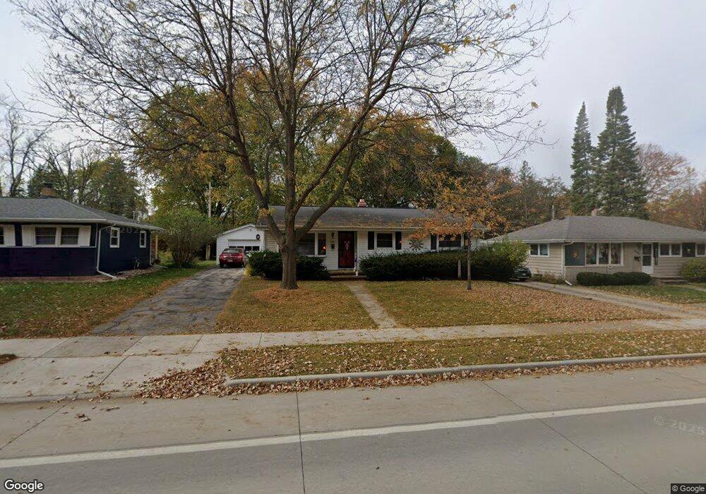 1601 S Telulah Ave, Appleton, WI 54915 - photo 1