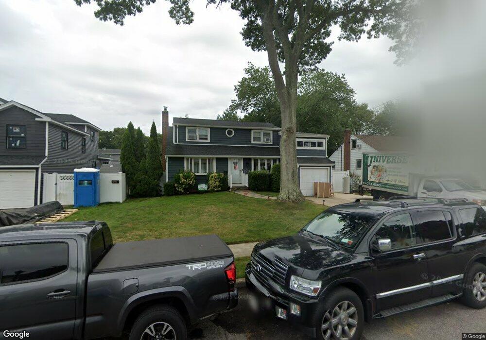 3884 Beechwood Place, Seaford, NY 11783 - photo 1