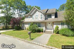 6 Grand Ave, Yaphank, NY 11980