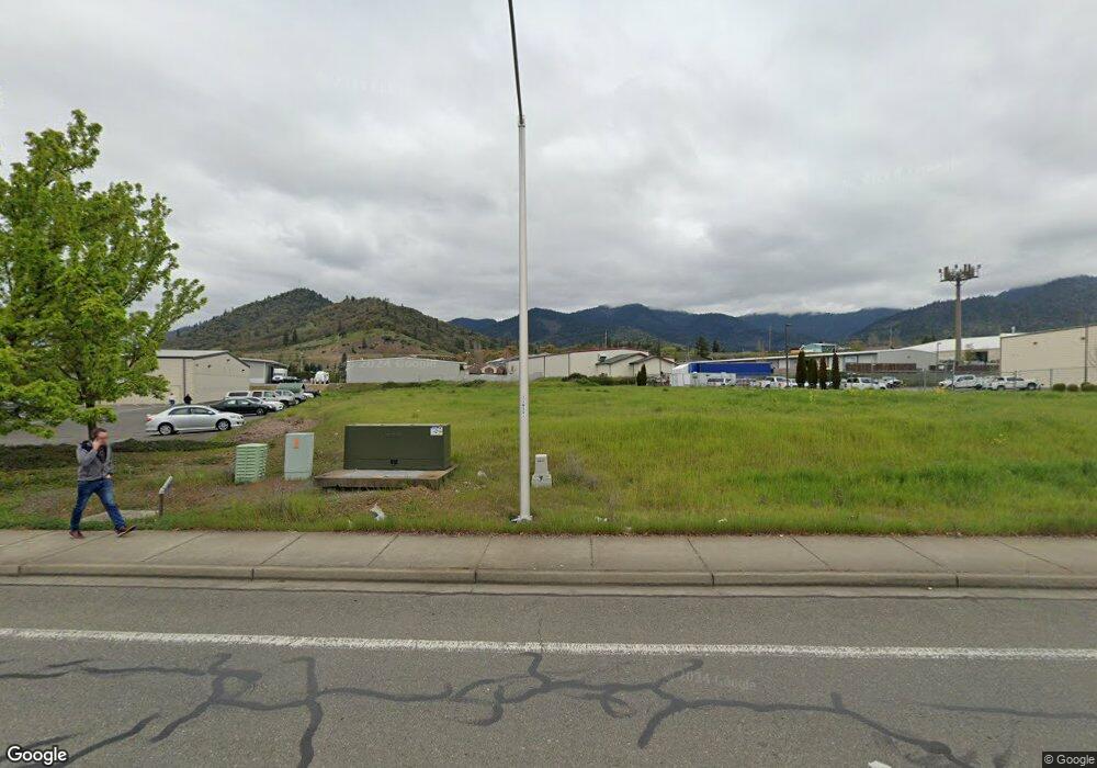 2150 NE Spalding Ave, Grants Pass, OR 97526 - photo 1