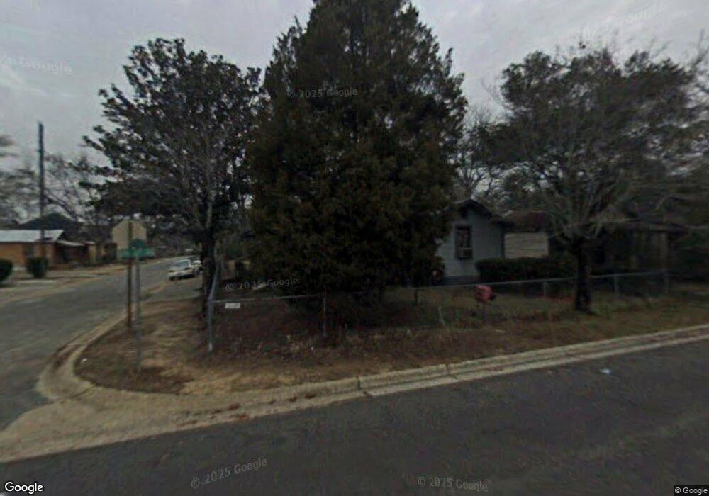 324 3rd Ave NW, Moultrie, GA 31768 - photo 1