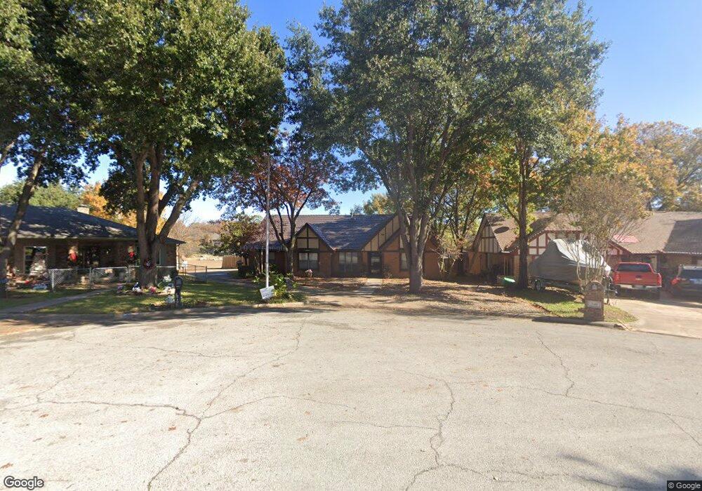 244 Bradford Dr, Hurst, TX 76053 - photo 1