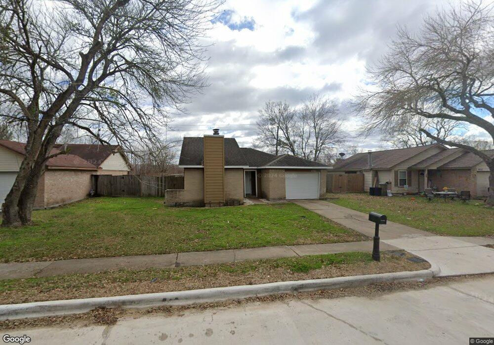 4922 Riverwood Dr, Richmond, TX 77469 - photo 1