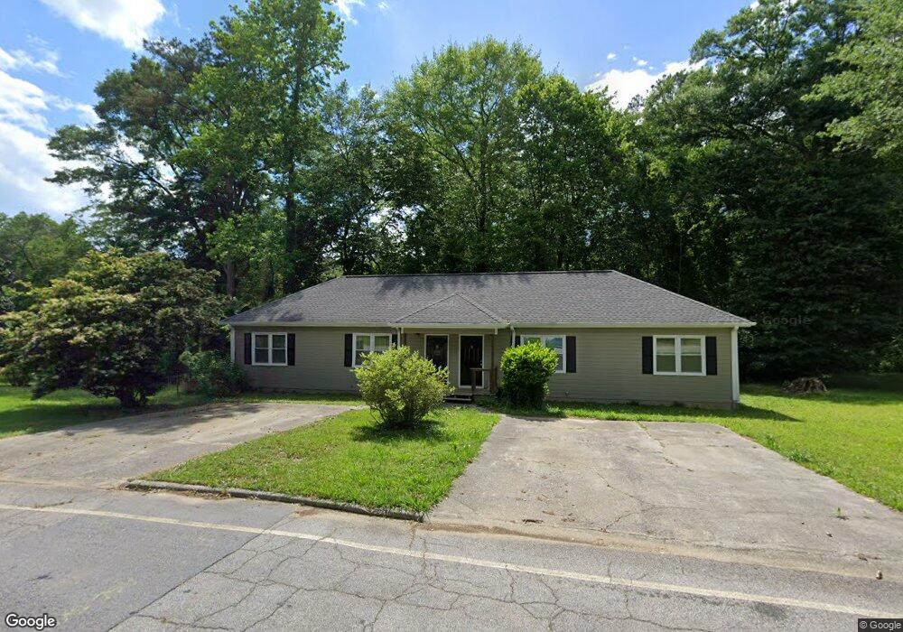 218 Bennett Cir unit B, Carrollton, GA 30117 - photo 1