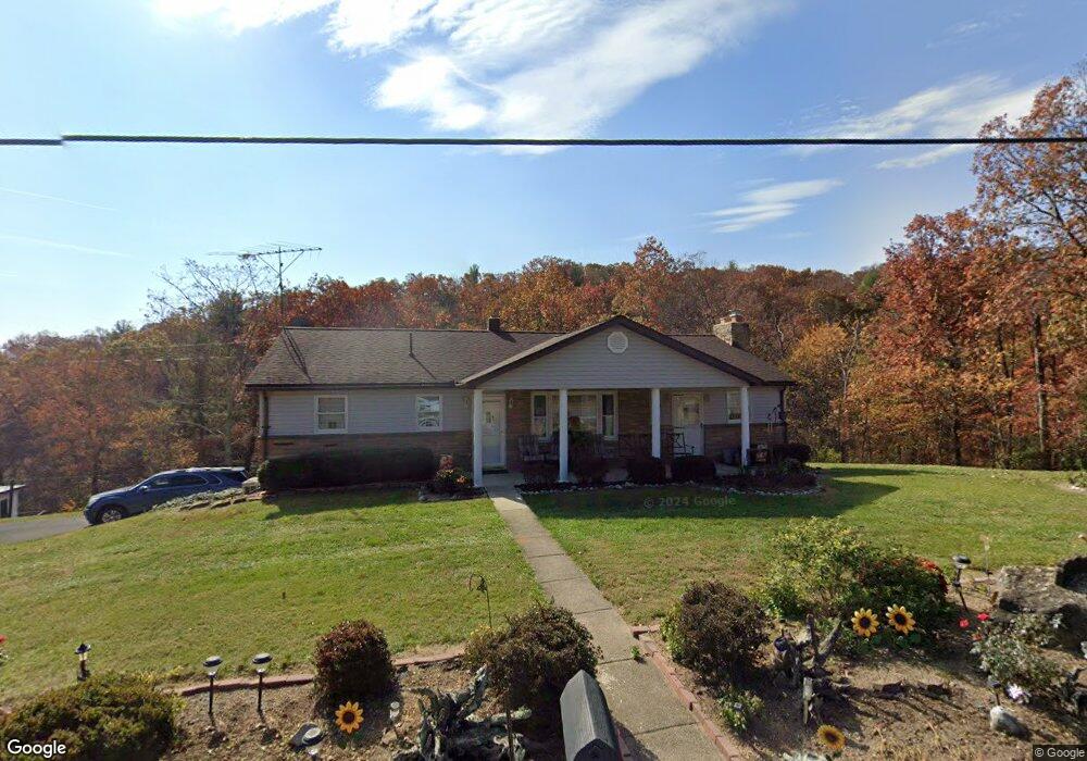 4165 Resley Rd, Hancock, MD 21750 - photo 1