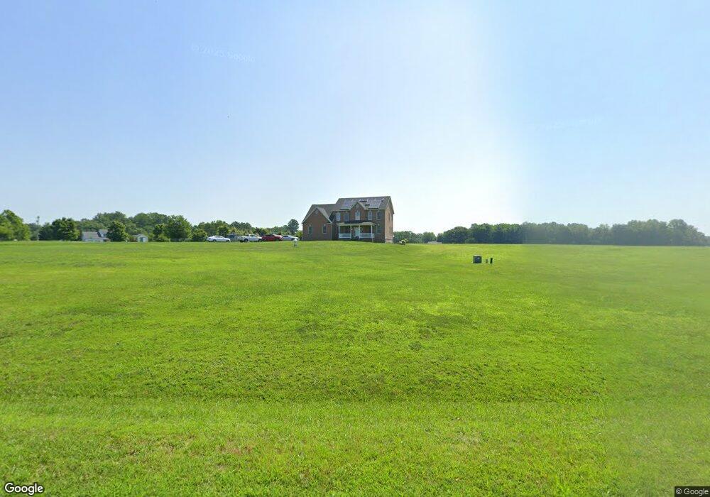 7360 Sandy Bottom Ct, Hughesville, MD 20637 - photo 1