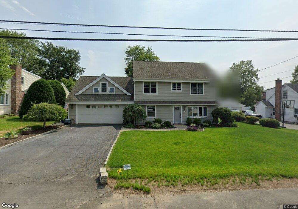 17 Friendly Rd, Norwalk, CT 06851 - photo 1