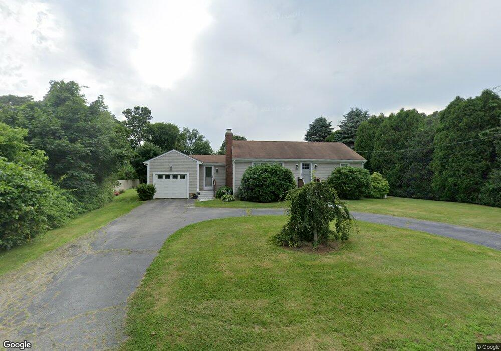 149 Mitchell's Ln, Middletown, RI 02842 - photo 1