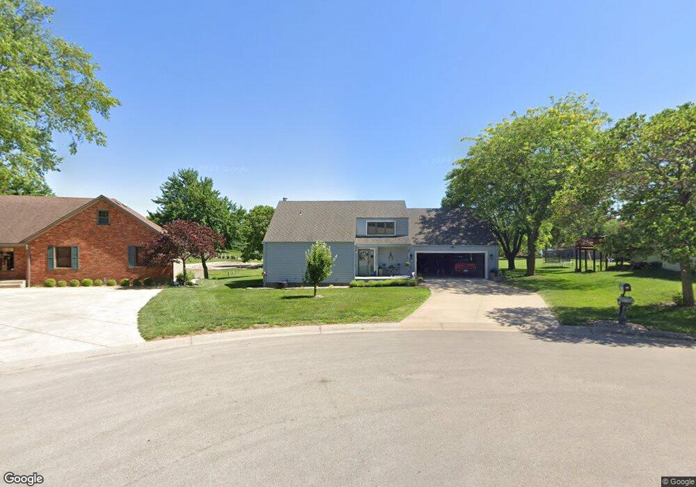 3326 SW Friar Rd, Topeka, KS 66614 - photo 1