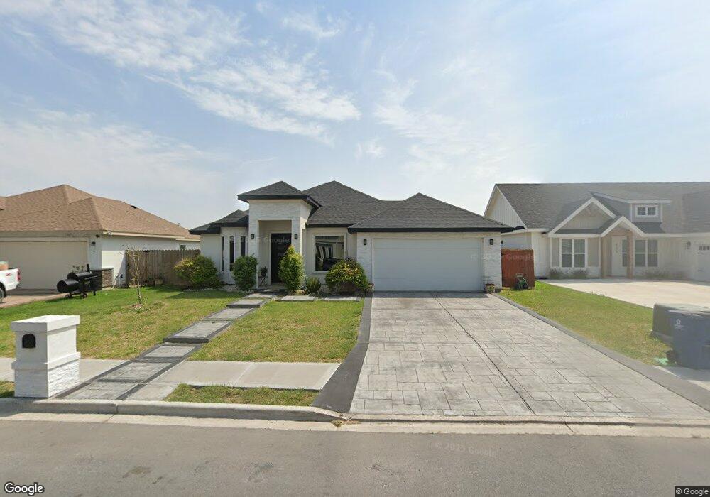 533 Country Club Dr, Alamo, TX 78516 - photo 1