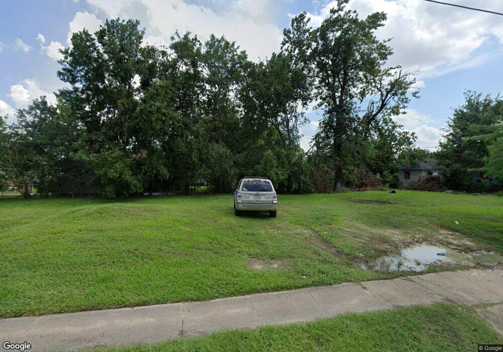 3910 Collingsworth St, Houston, TX 77026 - photo 1