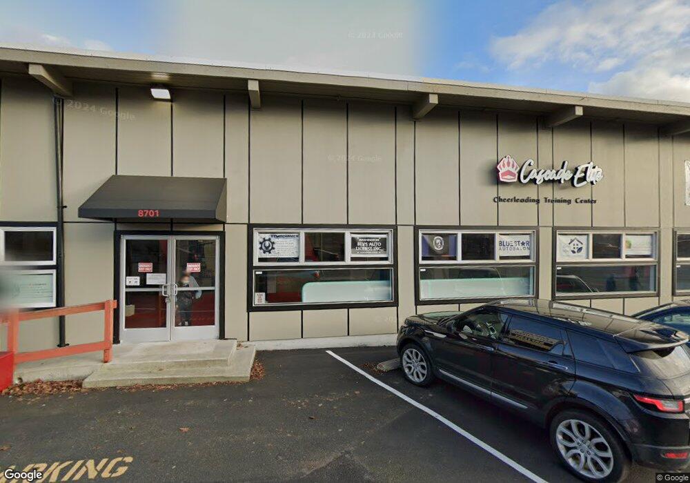 8701 Evergreen Way unit B, Everett, WA 98208 - photo 1