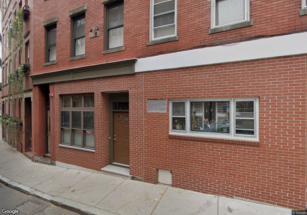 34 Charter St unit 2B, Boston, MA 02113 - photo 1