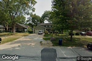 420 S River Rd, Naperville, IL 60540