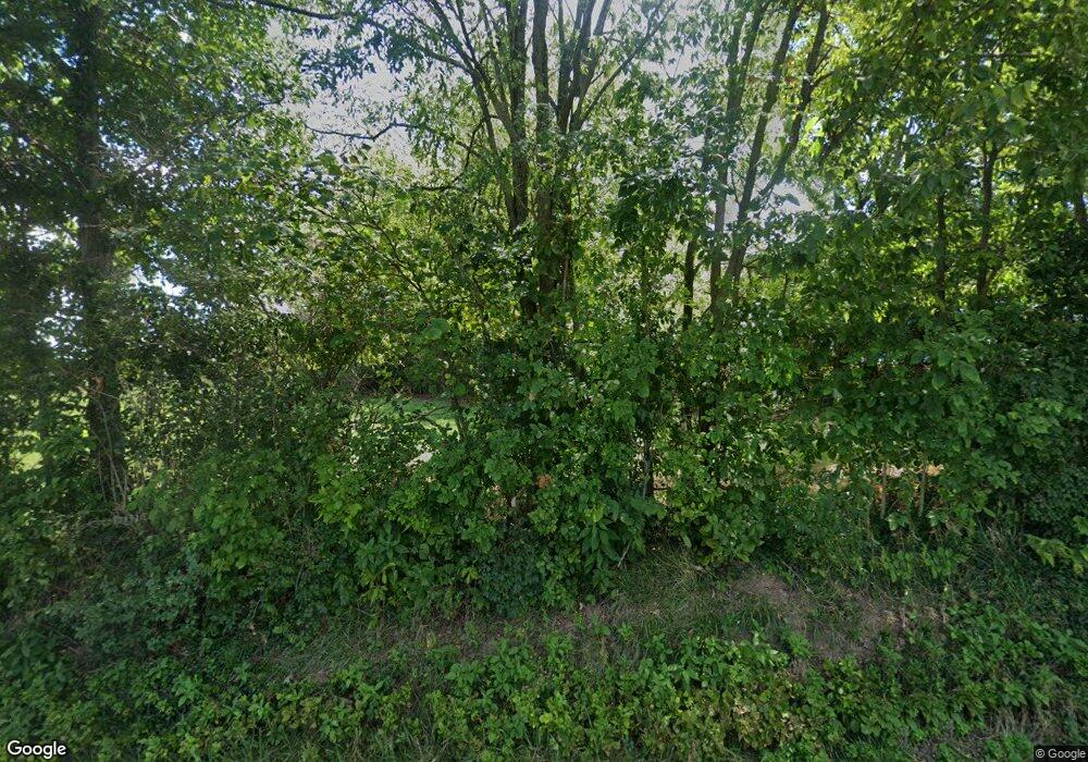 670 Gastineau Ln, Versailles, KY 40383 - photo 1