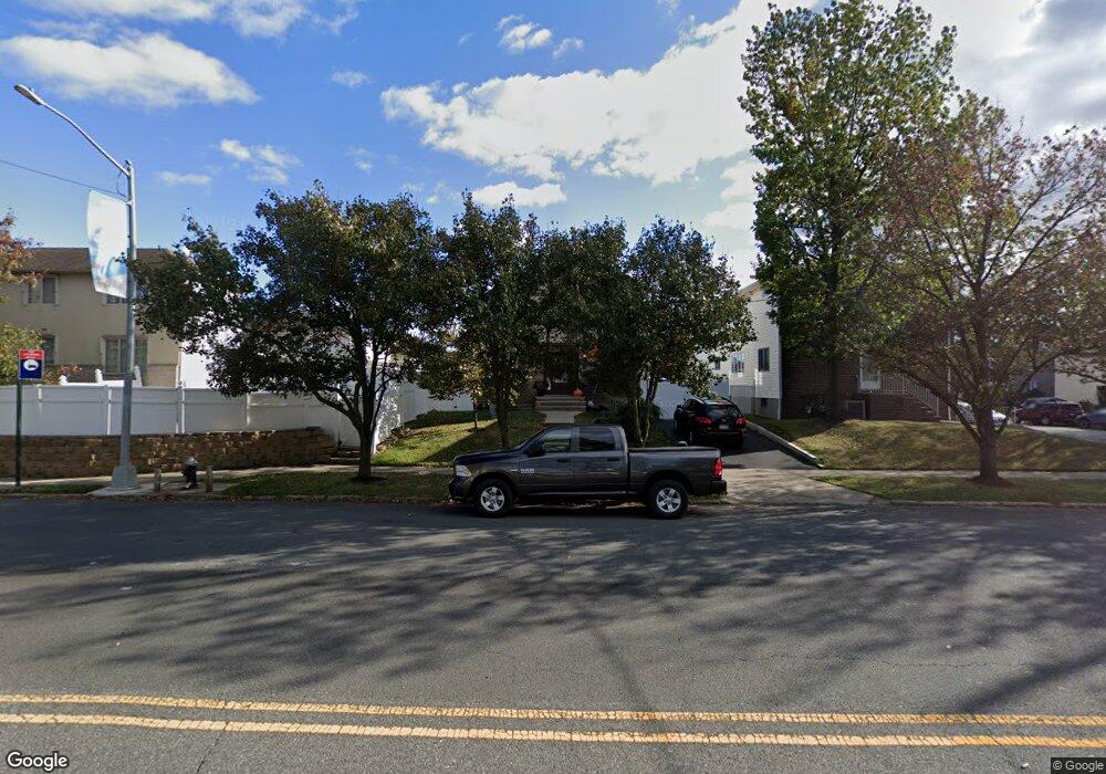 7200 Hylan Blvd, Staten Island, NY 10307 - photo 1