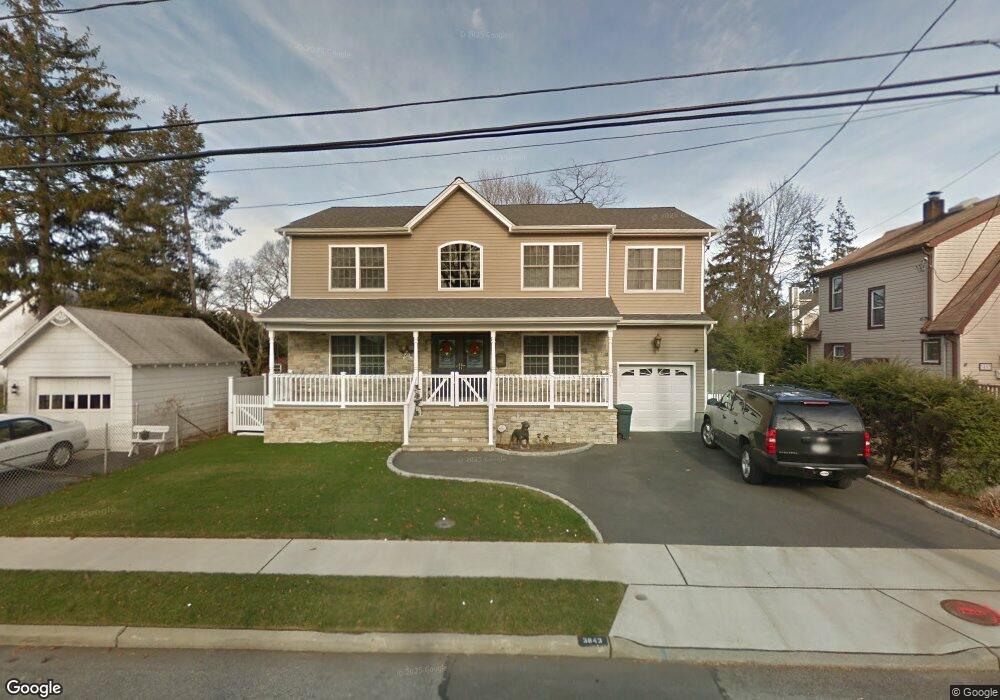 3843 Lincoln St, Seaford, NY 11783 - photo 1