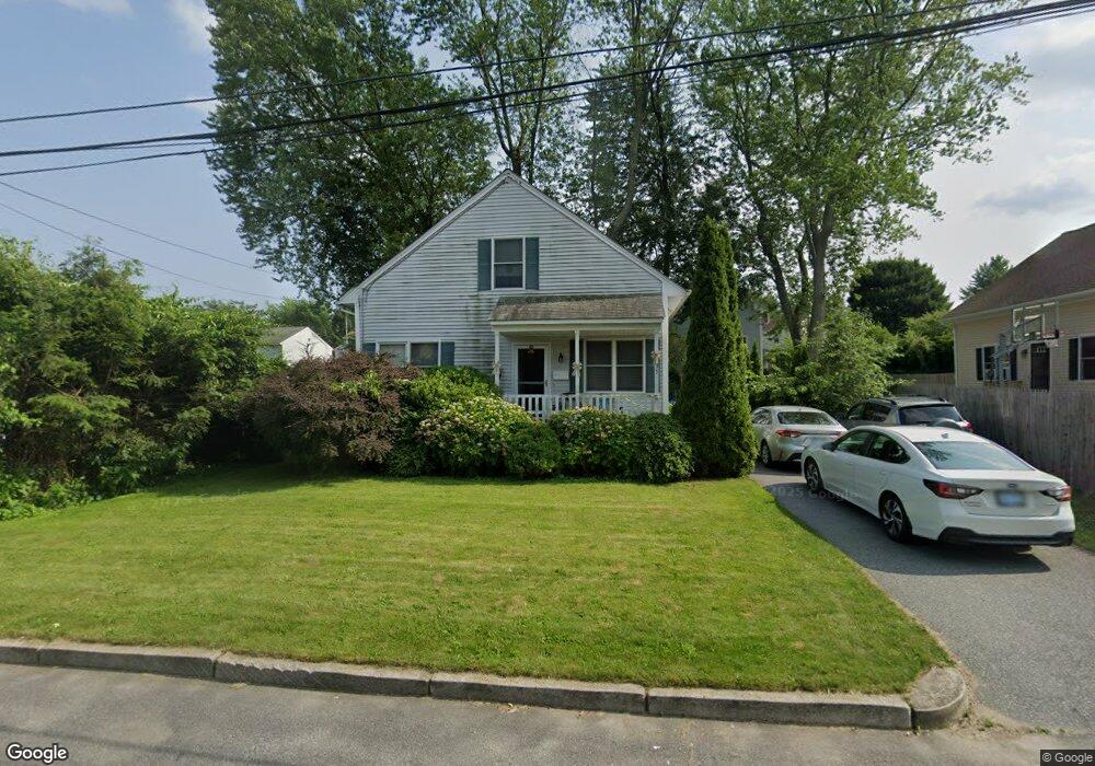 35 Beacon St, Cranston, RI 02910 - photo 1