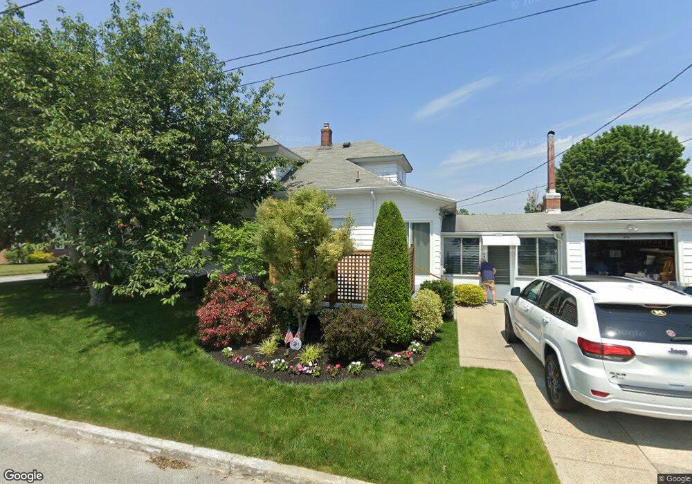 71 Richland Rd, Cranston, RI 02910 - photo 1