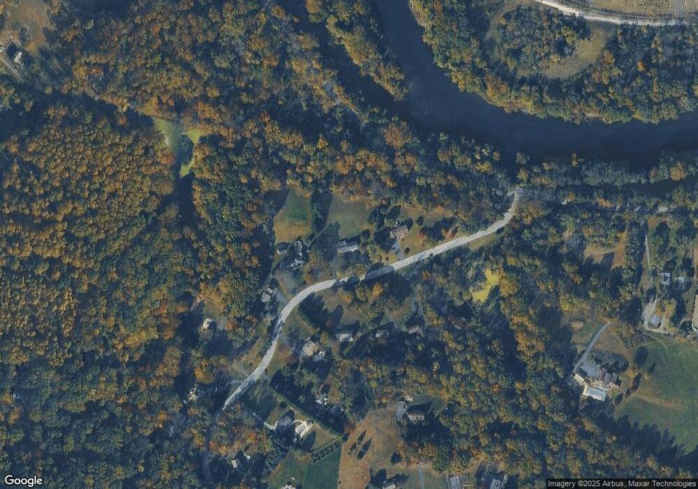 737 Scholl Rd, Pottstown, PA 19465 - photo 1