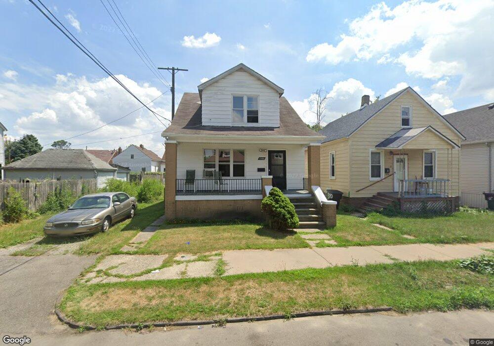 3346 Mcpherson St, HamtraMcK, MI 48212 - photo 1