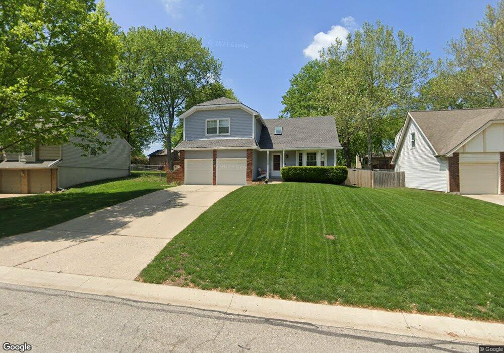 10596 Noland Rd, Lenexa, KS 66215 - photo 1