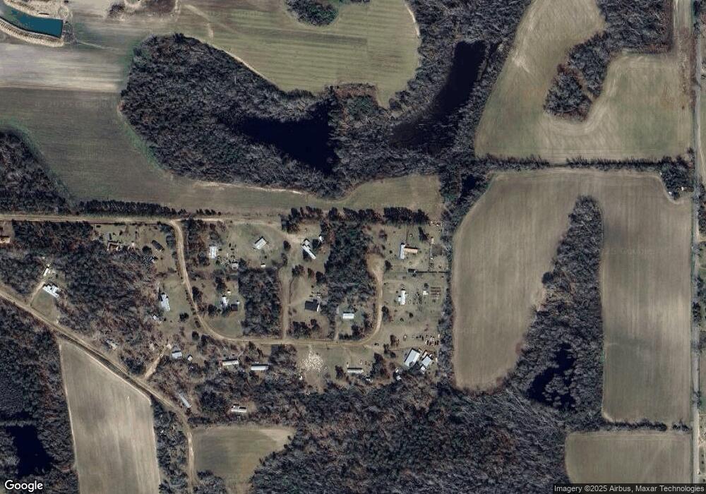 569 Trace Cir, Douglas, GA 31535 - photo 1